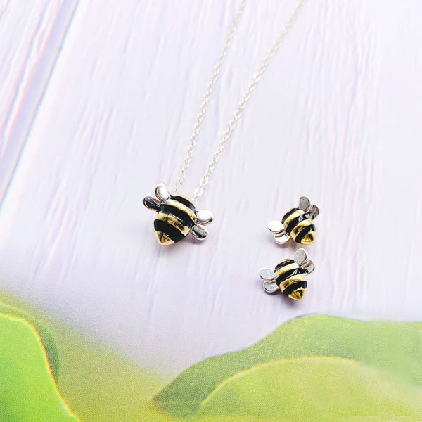Dainty Bee Necklace And Earrings Set