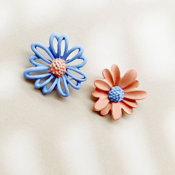 Daisy Asymmetrical Earrings (4 Colors Available)